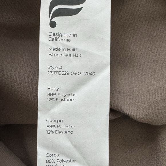 NWT Fabletics Define High Waisted 7/8 Leggings Size M Dessert Shadow - Picture 12 of 12